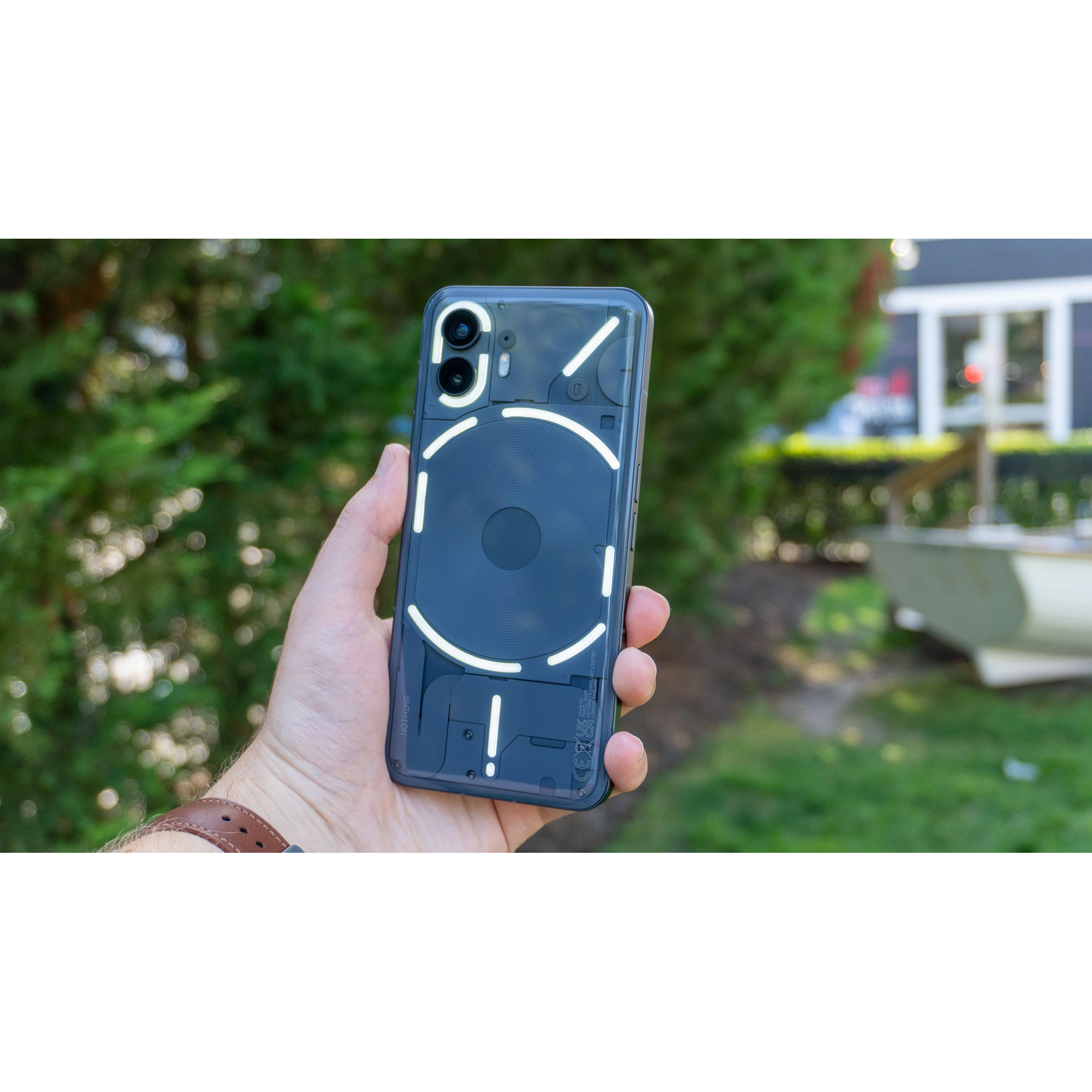 گوشی موبایل ناتینگ مدل Phone 2 دو سیم کارت ظرفیت 256 گیگابایت و رم 12 گیگابایت